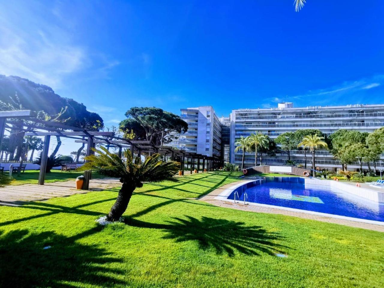 Seafront Apartment In Blanes Exterior foto